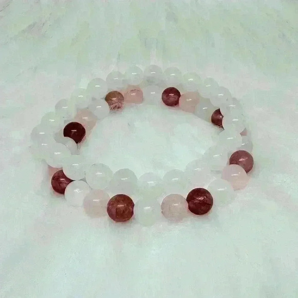 Sakura Berry Stone Beaded Bracelets - Picture 1 of 5
